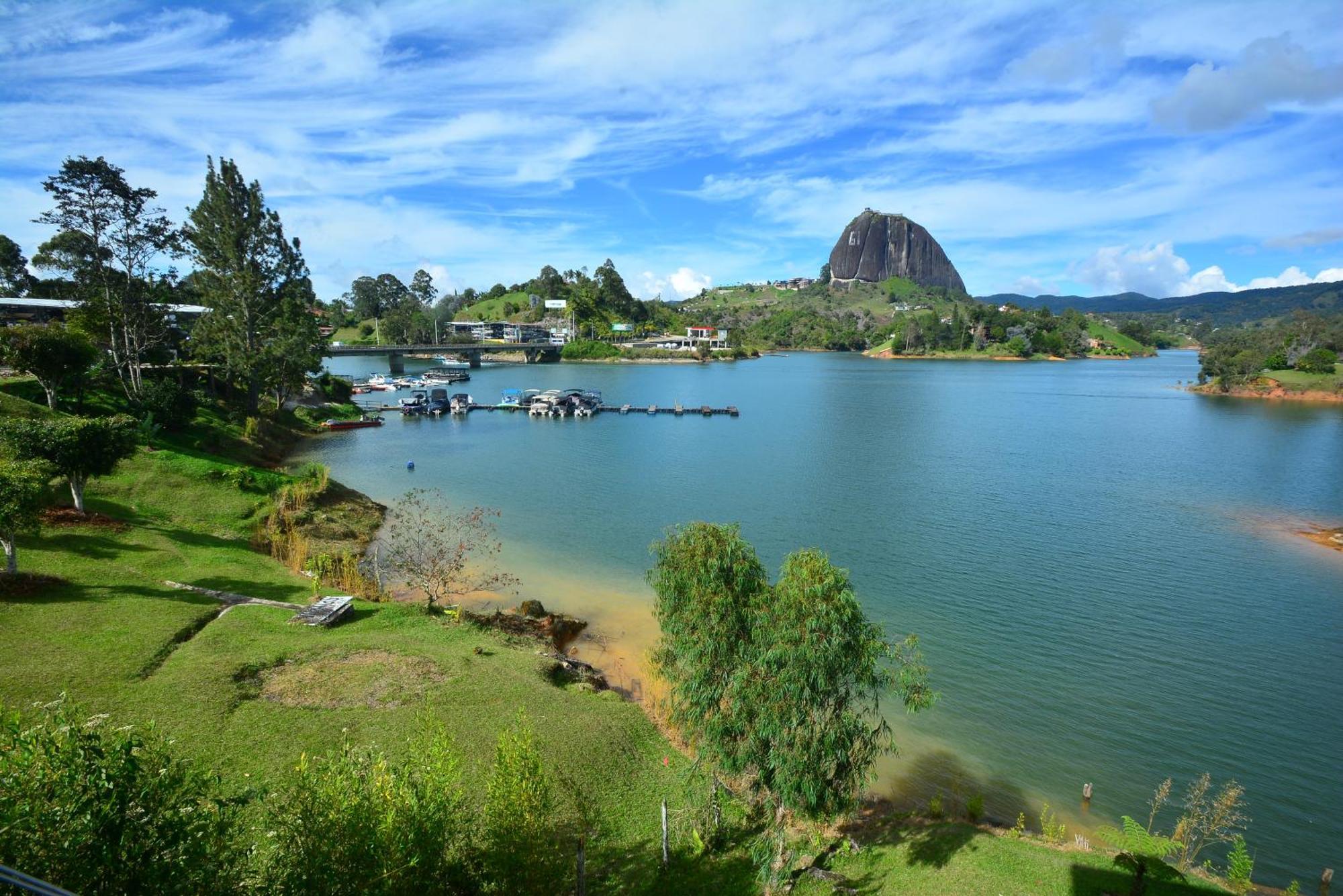 Hotel Campestre Alto Lindo En Guatapé Eksteriør billede