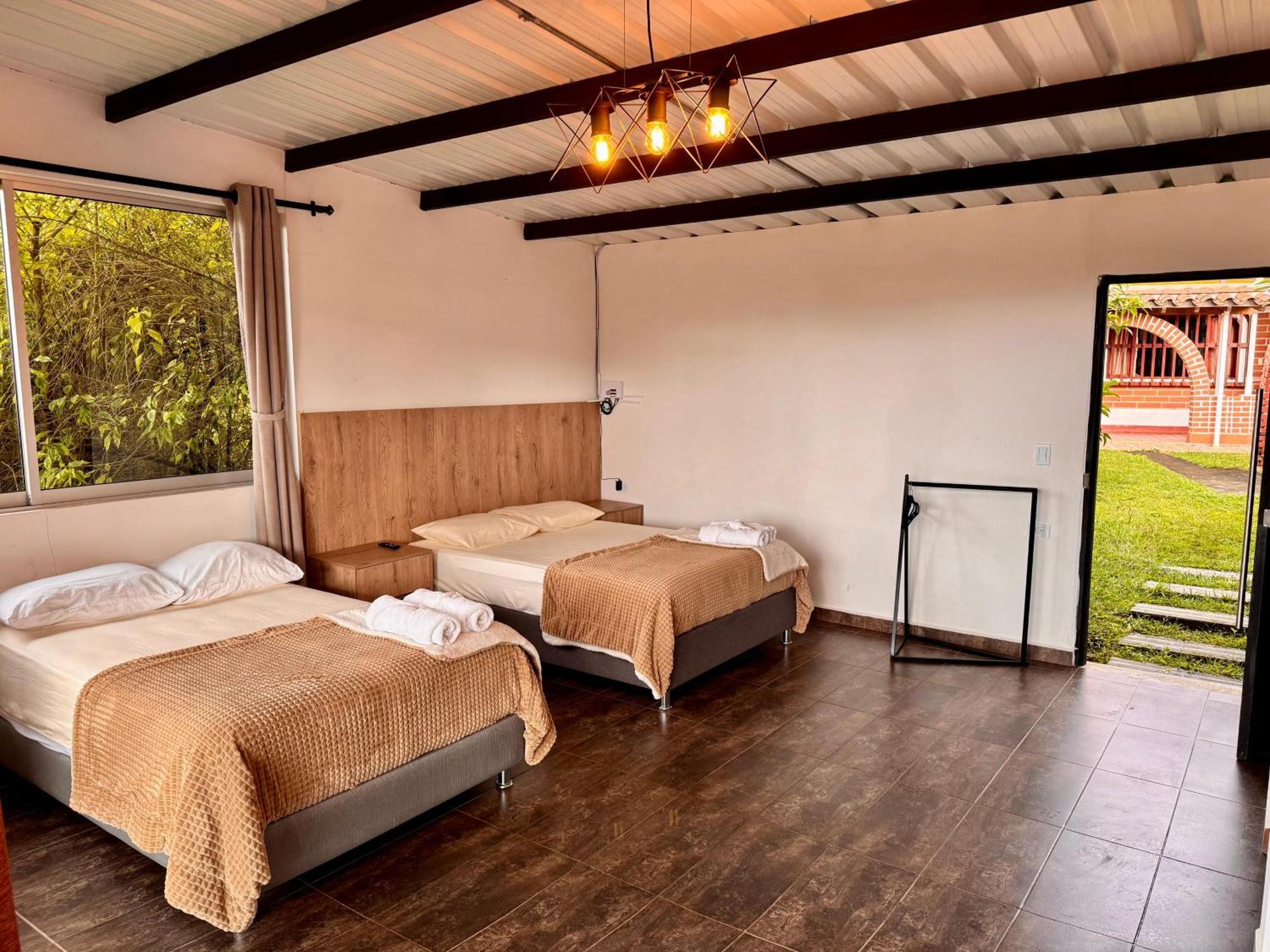 Hotel Campestre Alto Lindo En Guatapé Eksteriør billede