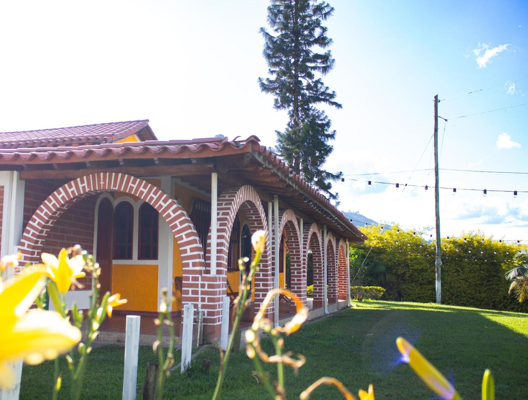 Hotel Campestre Alto Lindo En Guatapé Eksteriør billede